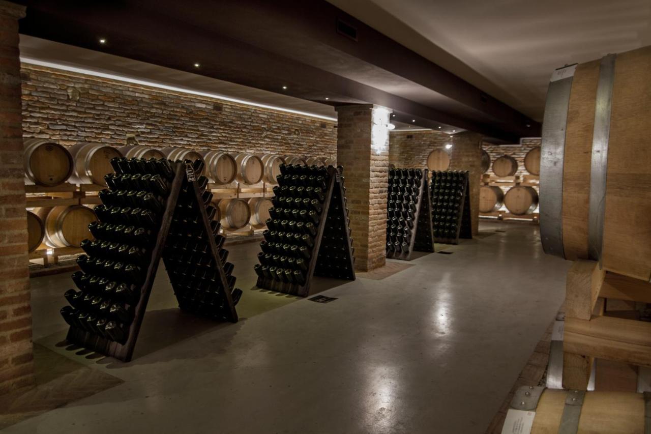 Montalbera Wine Suites Montemagno  Екстер'єр фото